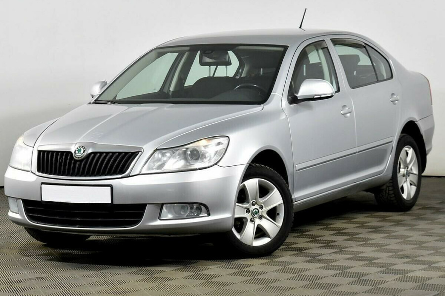 Автомобиль Skoda, Octavia, 2012 года, AMT, пробег 132055 км