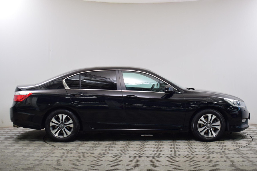 Автомобиль Honda, Accord, 2013 года, AT, пробег 165459 км