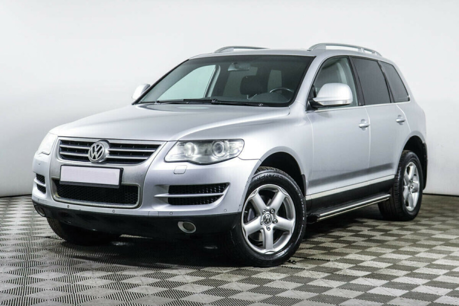 Автомобиль Volkswagen, Touareg, 2008 года, AT, пробег 155000 км