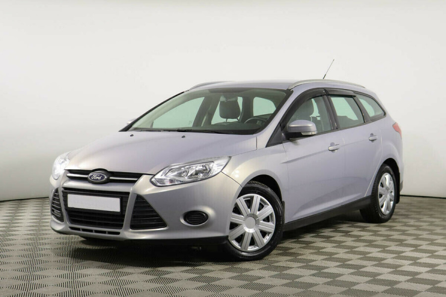 Автомобиль Ford, Focus, 2013 года, AMT, пробег 102000 км