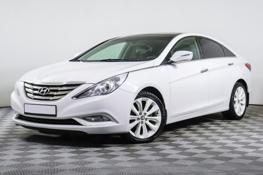 Автомобиль Hyundai, Sonata, 2011 года, AT, пробег 124777 км