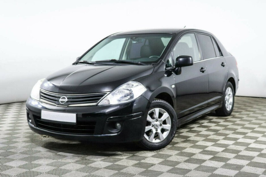 Автомобиль Nissan, Tiida, 2012 года, MT, пробег 135785 км