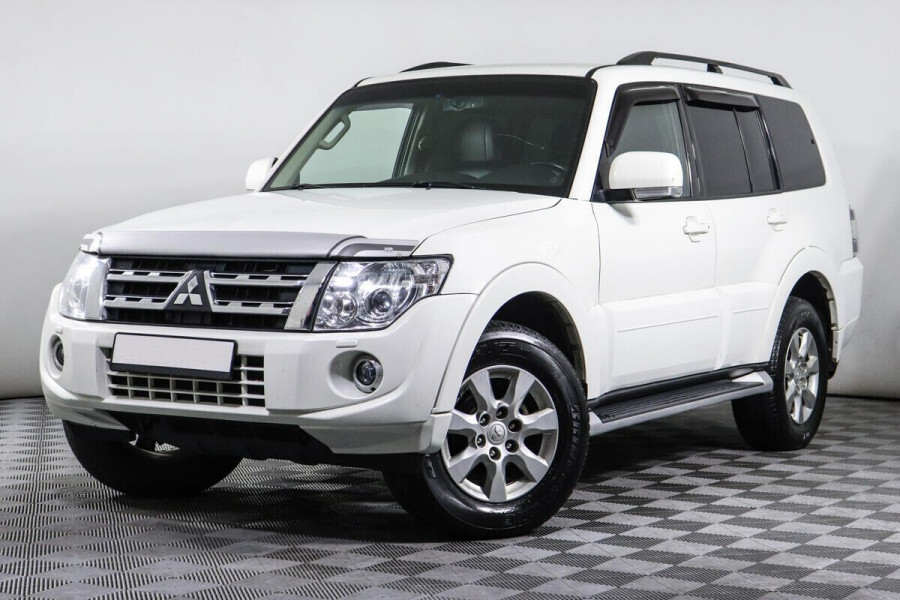 Автомобиль Mitsubishi, Pajero, 2013 года, AT, пробег 126030 км