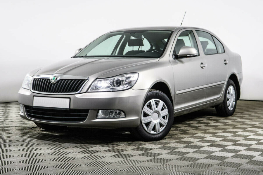 Автомобиль Skoda, Octavia, 2012 года, MT, пробег 122506 км