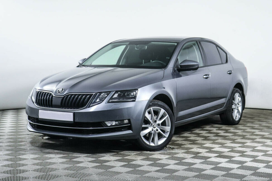 Автомобиль Skoda, Octavia, 2019 года, AMT, пробег 24000 км