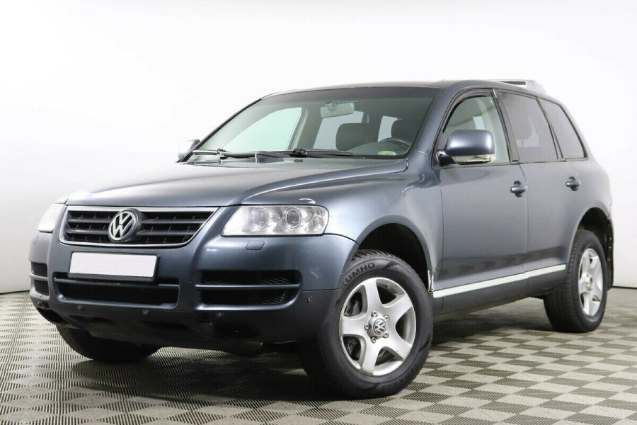 Автомобиль Volkswagen, Touareg, 2006 года, AT, пробег 130000 км