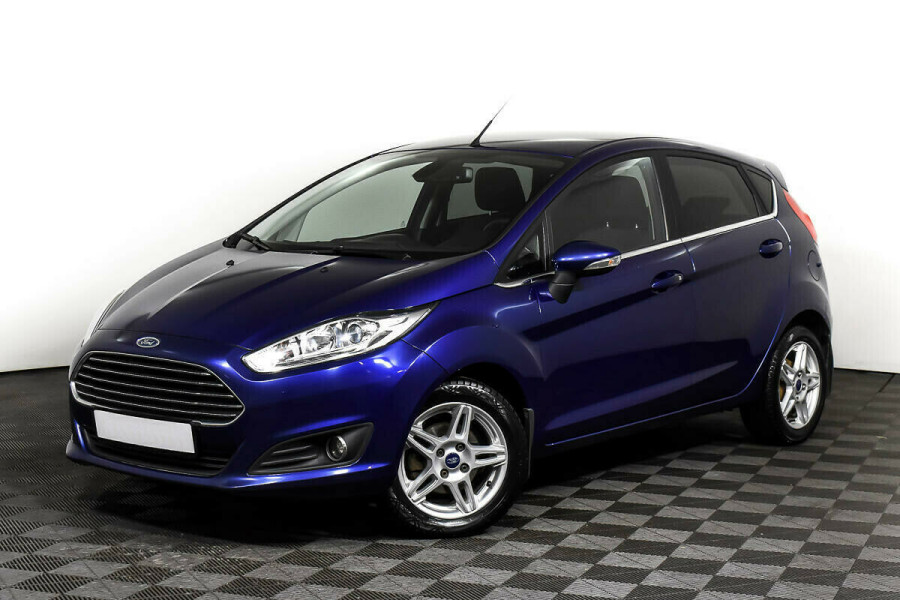 Автомобиль Ford, Fiesta, 2015 года, AMT, пробег 117000 км