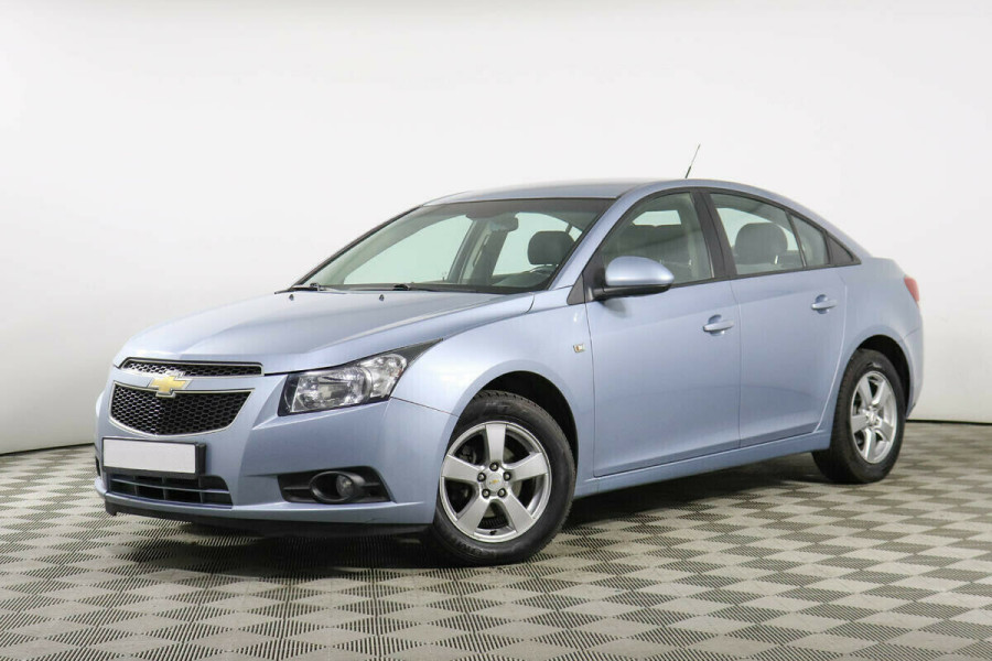 Автомобиль Chevrolet, Cruze, 2010 года, AT, пробег 109200 км