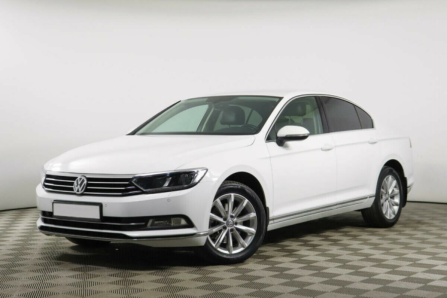 Автомобиль Volkswagen, Passat, 2017 года, AMT, пробег 76000 км