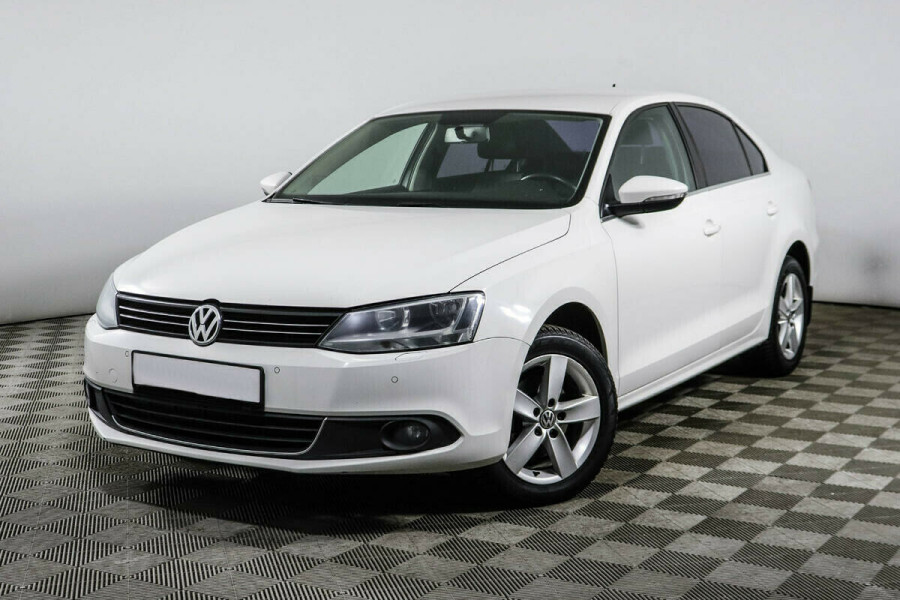 Автомобиль Volkswagen, Jetta, 2013 года, AMT, пробег 98700 км