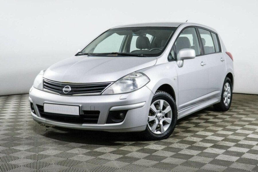 Автомобиль Nissan, Tiida, 2008 года, AT, пробег 147100 км