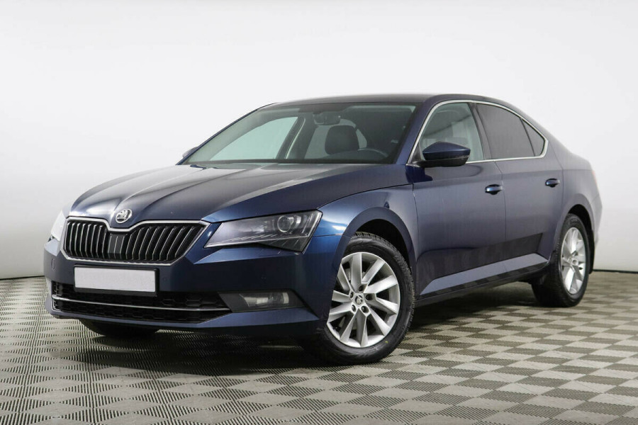 Автомобиль Skoda, Superb, 2019 года, AMT, пробег 71000 км