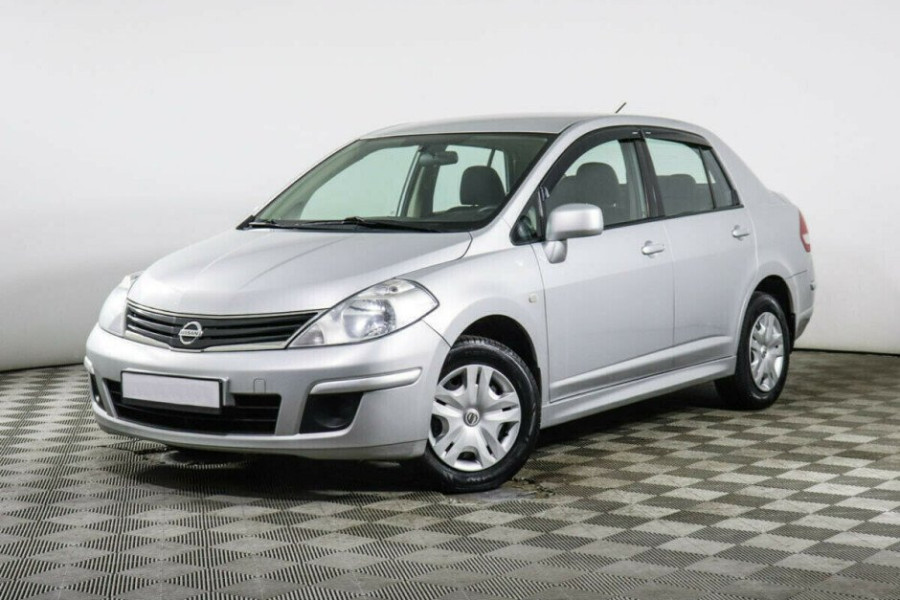 Автомобиль Nissan, Tiida, 2012 года, AT, пробег 90000 км